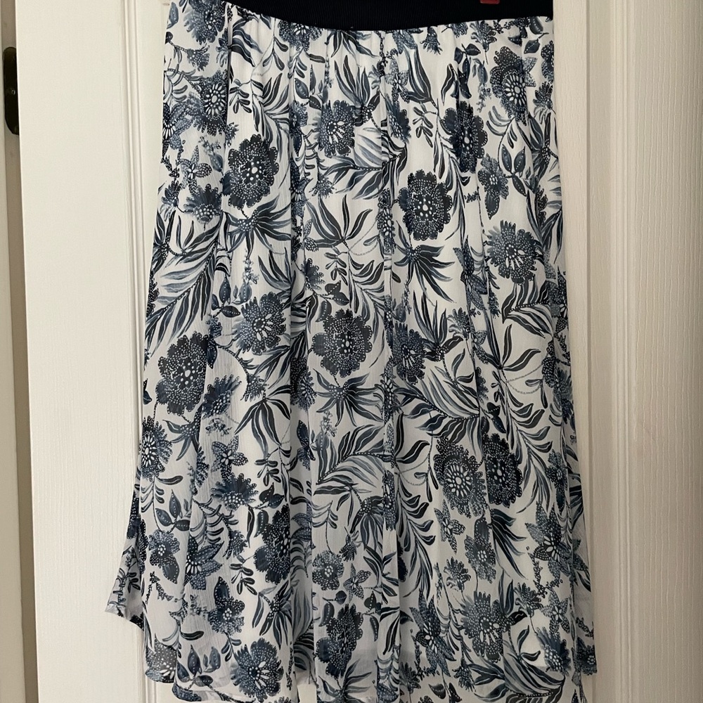Westport Navy and White skirt